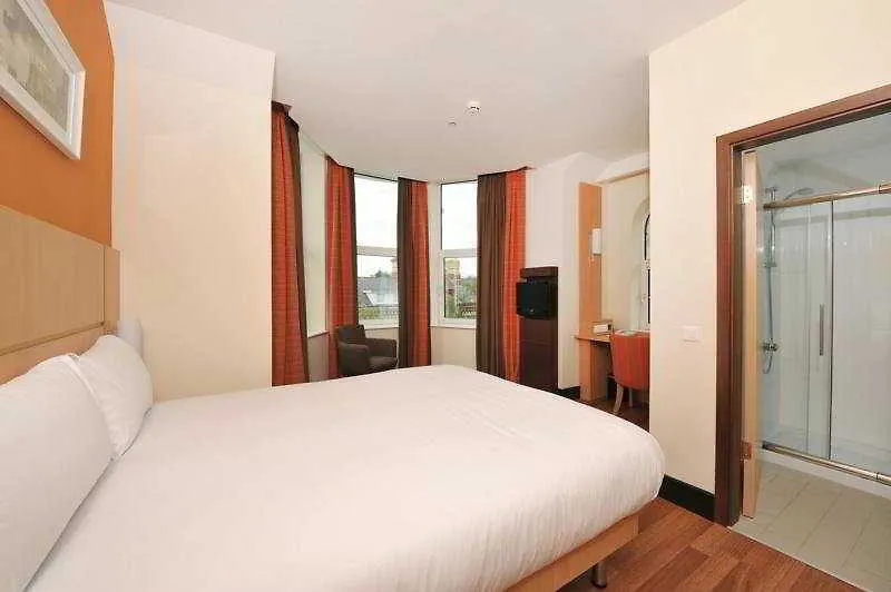 Hotel ibis Belfast Queens Quarter