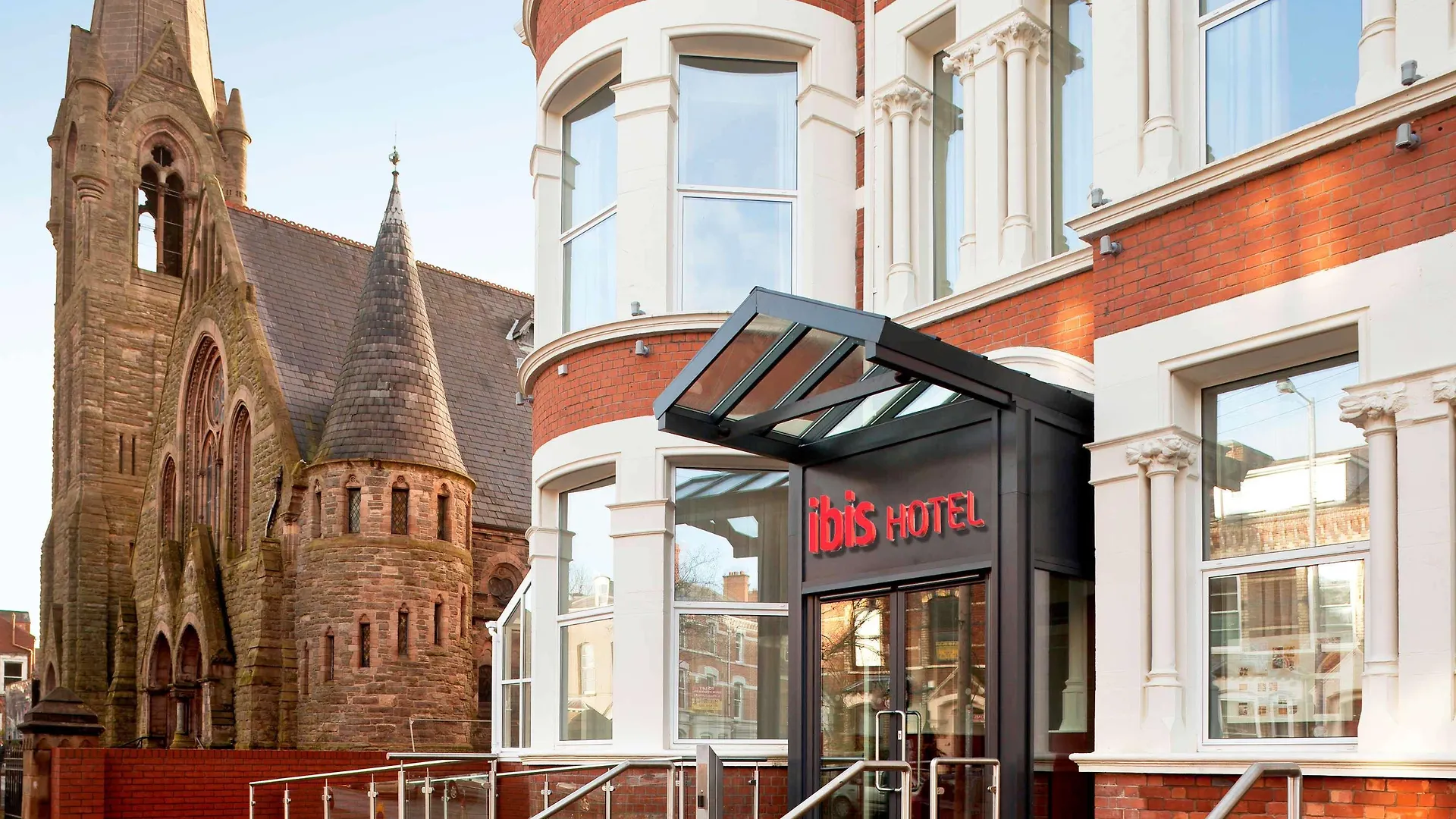Ibis Belfast Queens Quarter Hotel