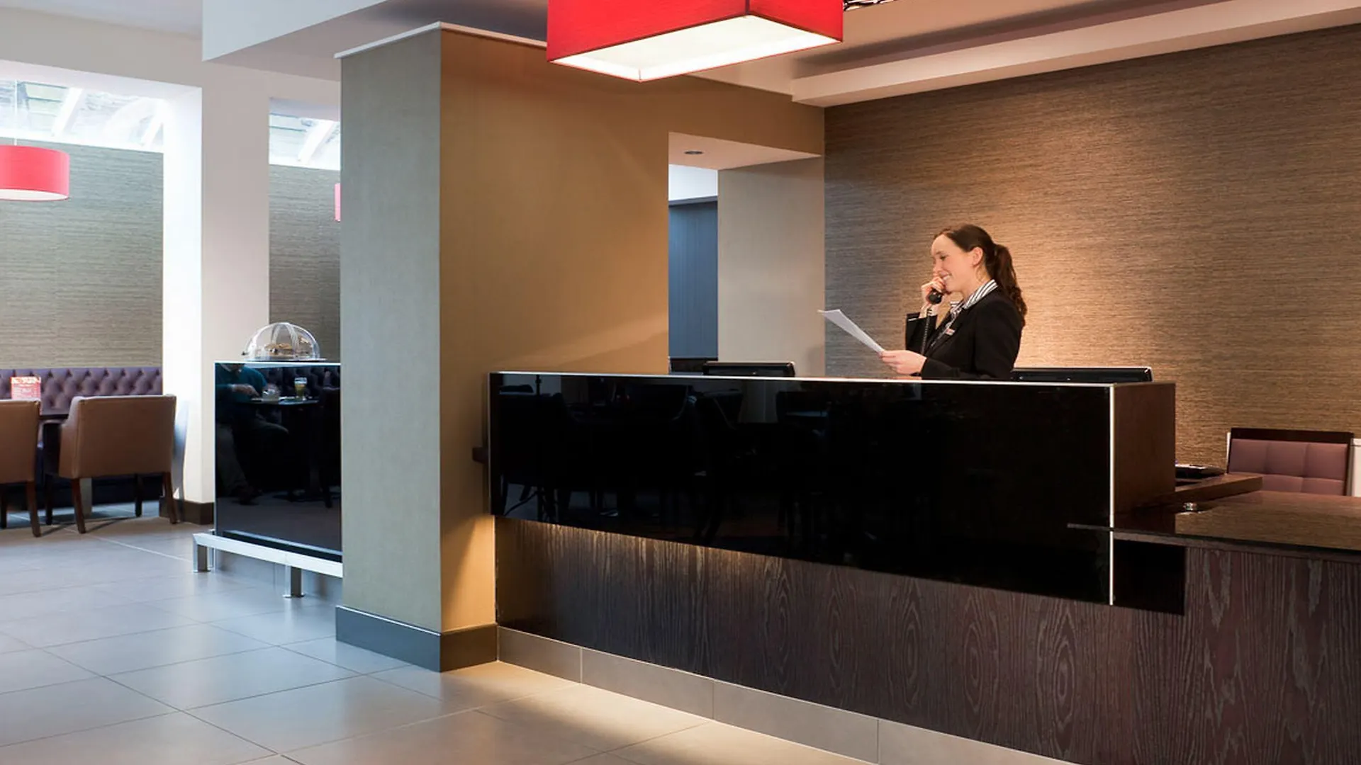 Ibis Belfast Queens Quarter 3*,