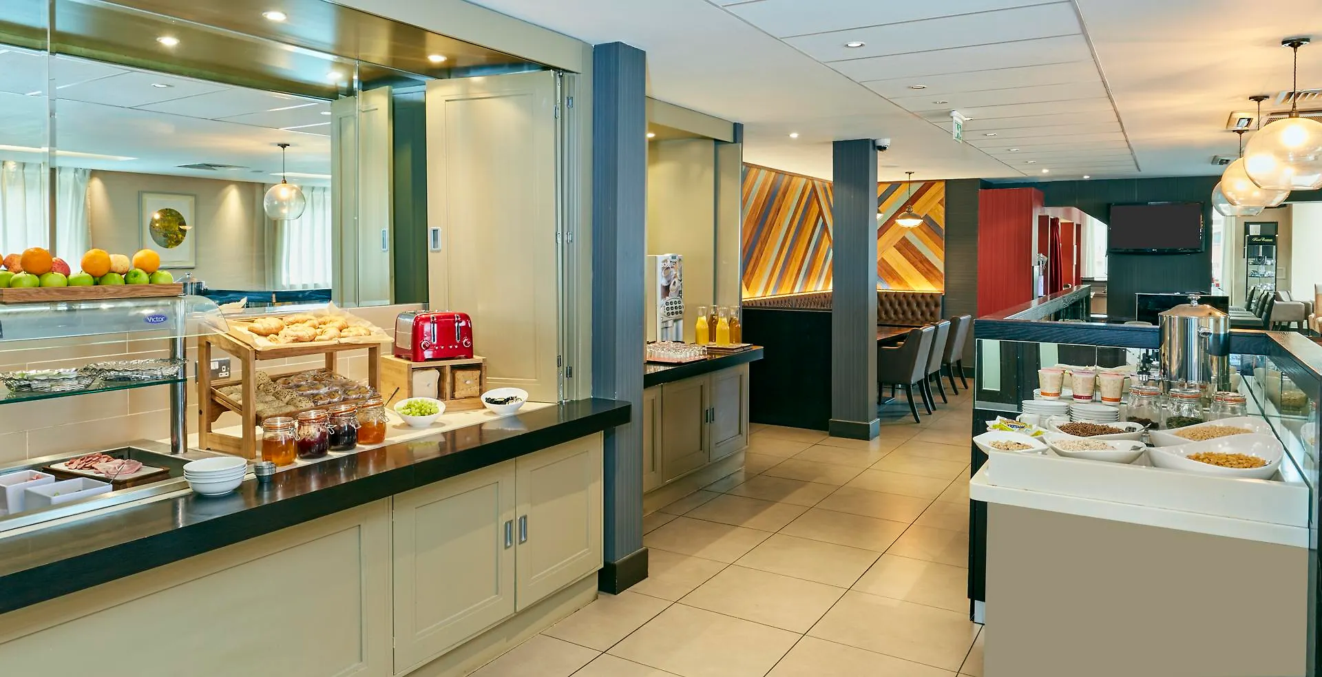 Ibis Belfast Queens Quarter Hotel